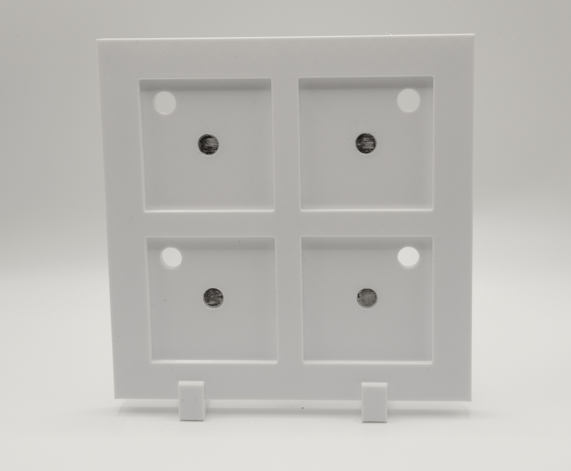 オリジナルフォトマグネット用フレーム(正方形・白・卓上スタンド付き) - レンブランサ