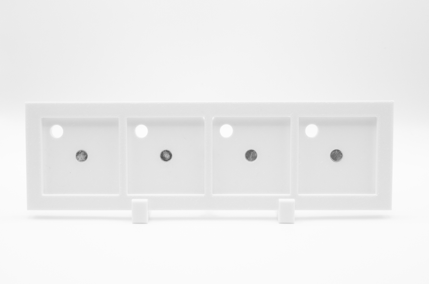 オリジナルフォトマグネット用フレーム(長方形・白・卓上スタンド付き) - レンブランサ