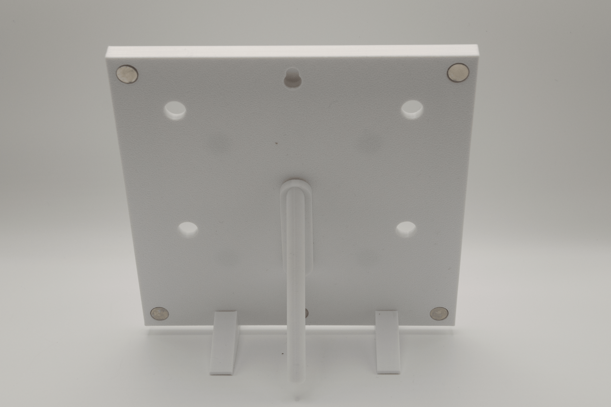 オリジナルフォトマグネット用フレーム（正方形・白・卓上スタンド付き） - レンブランサ