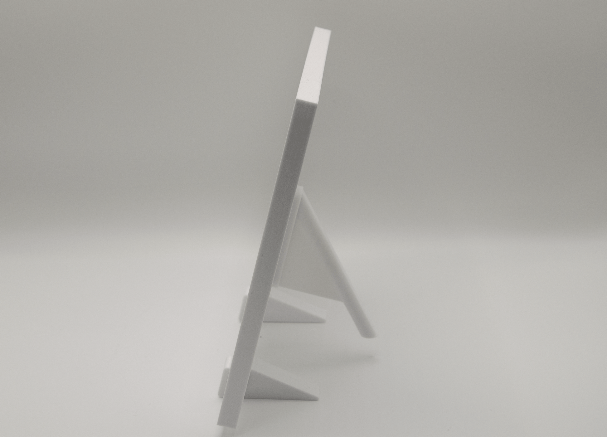 オリジナルフォトマグネット用フレーム（正方形・白・卓上スタンド付き） - レンブランサ